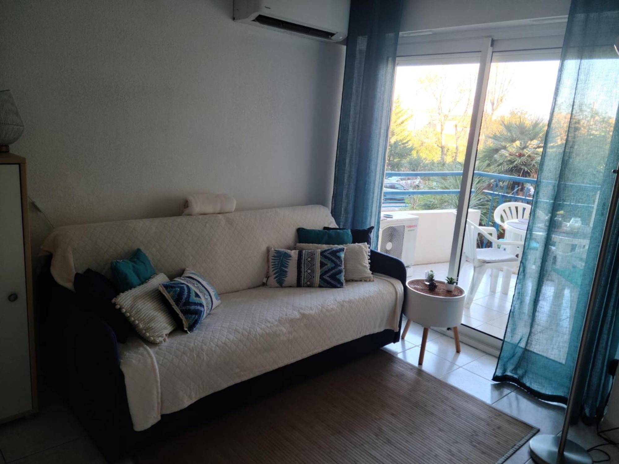 Apartment T2 Climatise A 5 Minutes A Pied De La Avec Parking, Piscine Et Wifi
