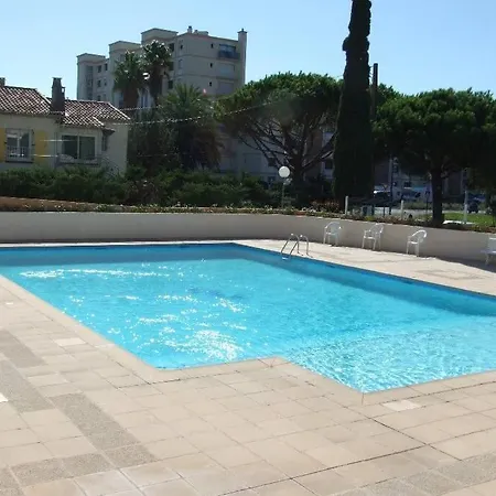 T2 Climatise A 5 Minutes A Pied De La Plage Avec Parking, Piscine Et Wifi Frejus Exterior photo